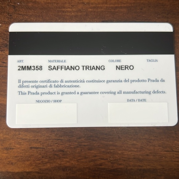 Vintage Prada zip wallet - Picture 7 of 7